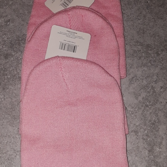 Children hats and mittens - Picture 3 of 5